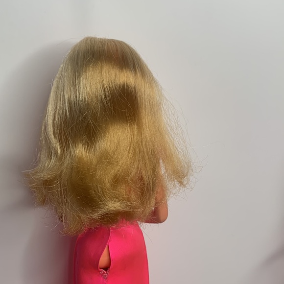 1977 Superstar Barbie for Sexy Older Sister - Picture 5 of 11